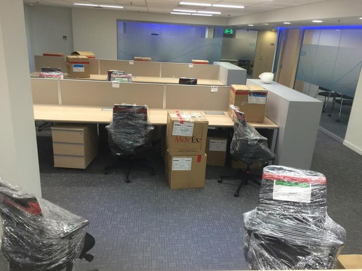 OFFICE MOVERS IN DUBAI-1 . HKMOVERS.AE
