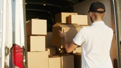 Different types of moving services in Dubai-5 HKMOVERS.AE