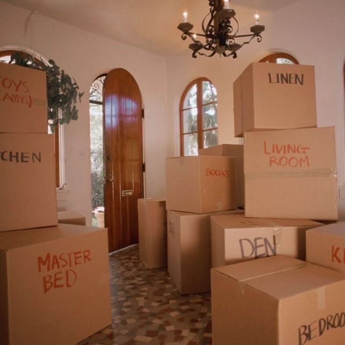 APARTMENT MOVERS IN DUBAI-1.hkmovers.ae