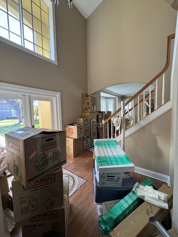 FURNITURE MOVERS IN DUBAI-1 .hkmovers .ae